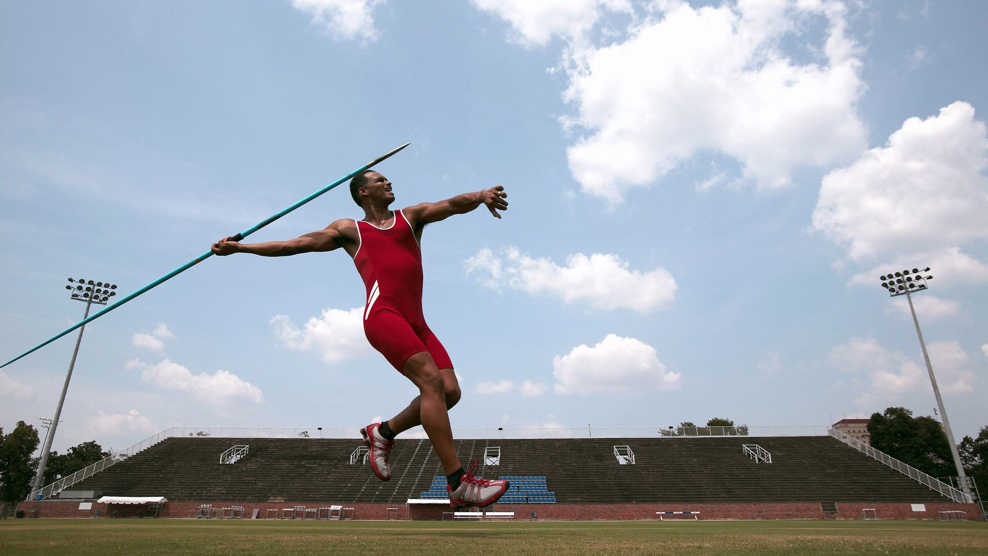 英超球队的财务管理新模式,英超俱乐部如何盈利_英超俱乐部≠摇钱树